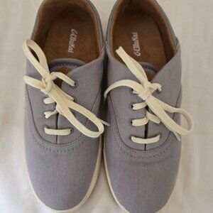 OluKai Kohu Women's Casual Lace Up Low Top Shoe, Women's Size 7